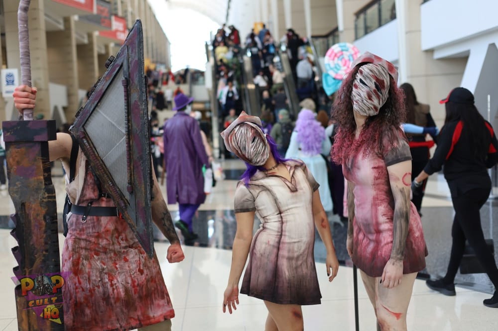 C2E2 Saturday Cosplay Photos