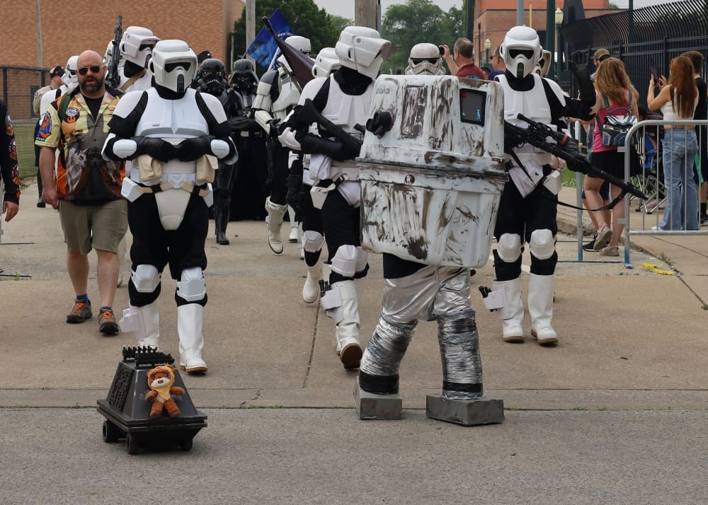 Joliet Public LIbrarary Star Wars Day 2025 Cosplay Photos