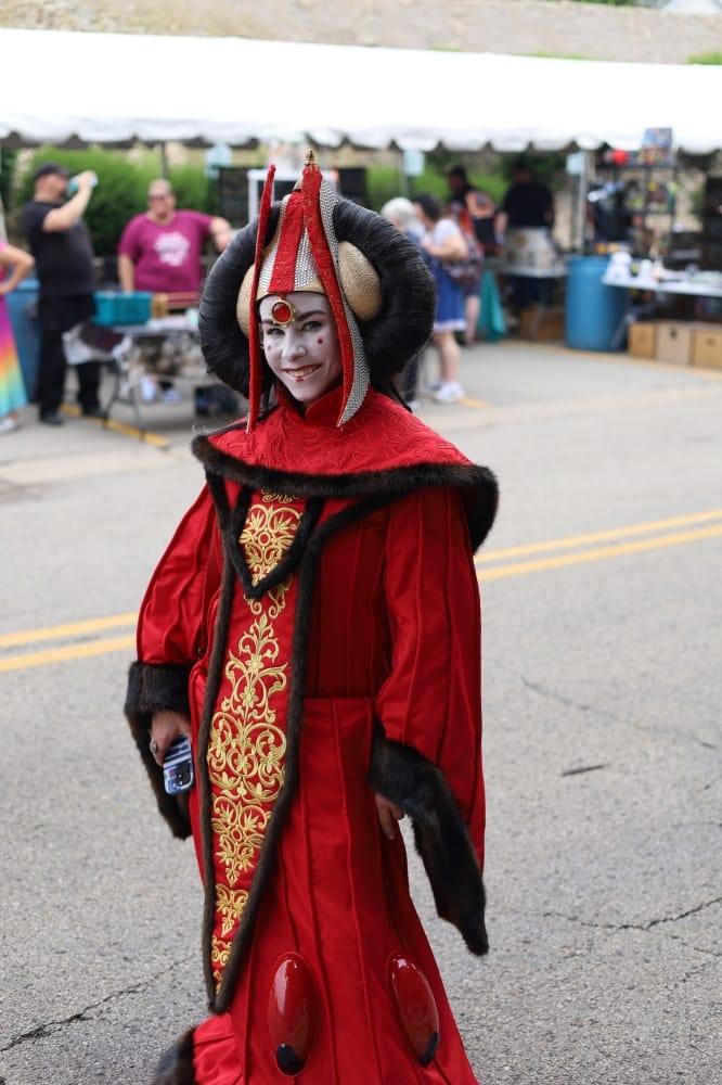 Joliet Public LIbrarary Star Wars Day 2025 Cosplay Photos