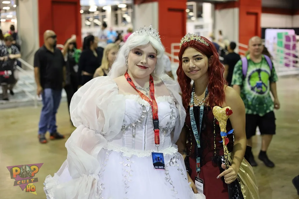 FAN EXPO Chicago 2025 Friday Cosplay photos